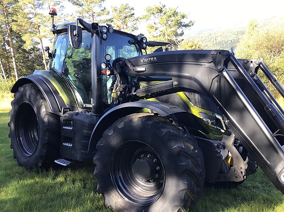 Valtra T235DST 2025, kr 2 390 000,-