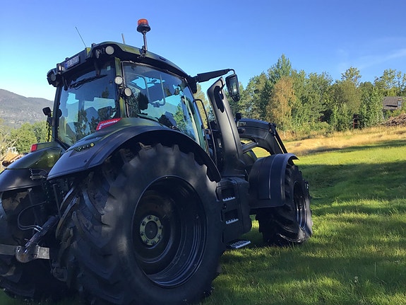 Valtra T235DST 2025, kr 2 390 000,-