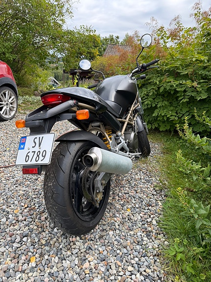 Ducati Monster 600 4 of 17