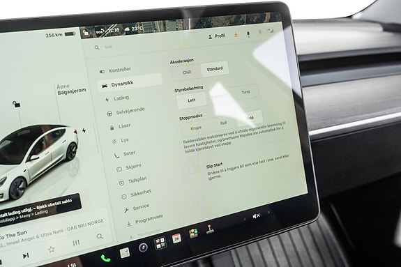 Tesla Model 3 19 of 30