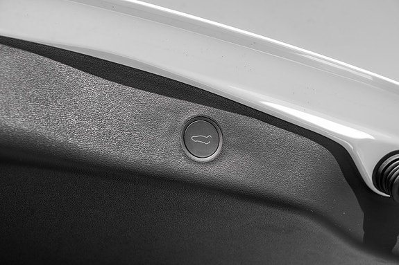 Tesla Model 3 25 of 30