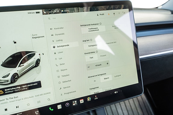 Tesla Model 3 20 of 30