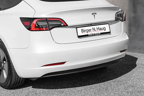 Tesla Model 3 6 of 30
