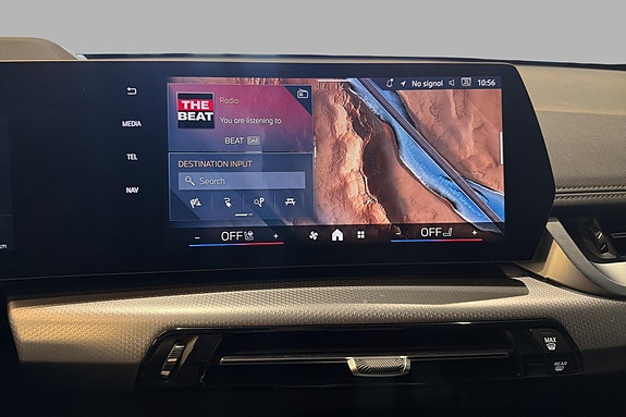 BMW iX1 8 of 20