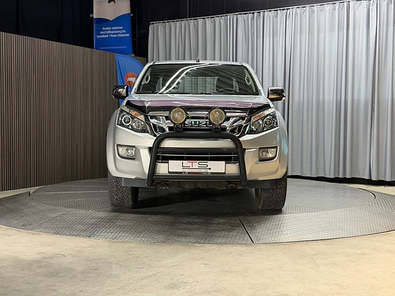 Isuzu D-max 10 of 30