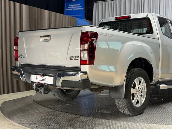 Isuzu D-max 23 of 30