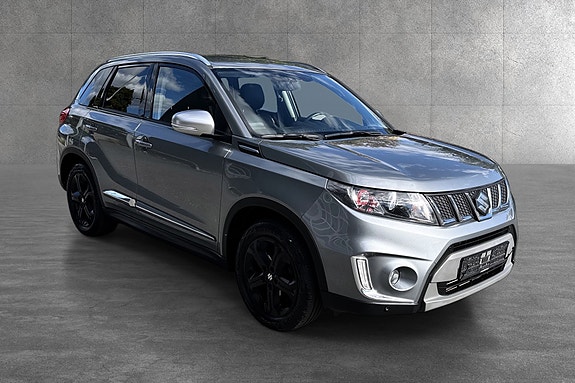 Suzuki Vitara 3 of 10