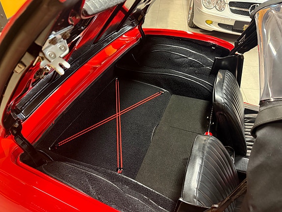 Chevrolet Corvette 22 of 30