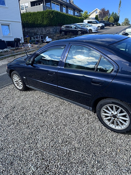 Volvo S60 5 of 12