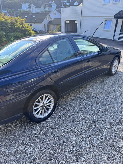 Volvo S60 7 of 12