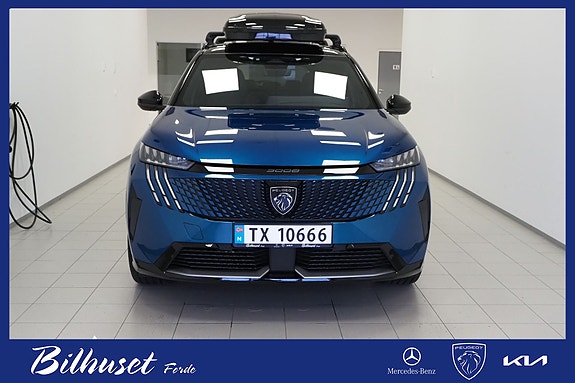 Peugeot e-5008 5 of 30