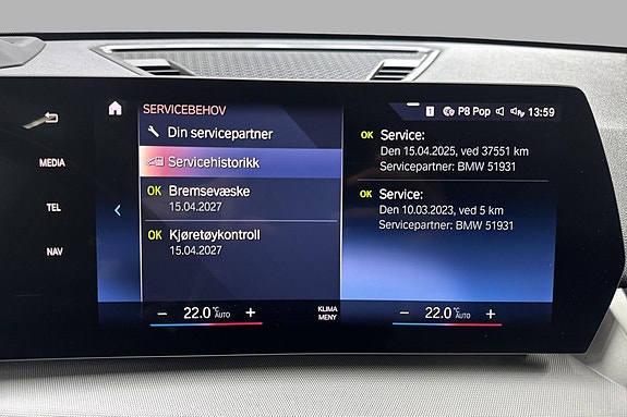 BMW iX1 27 of 28