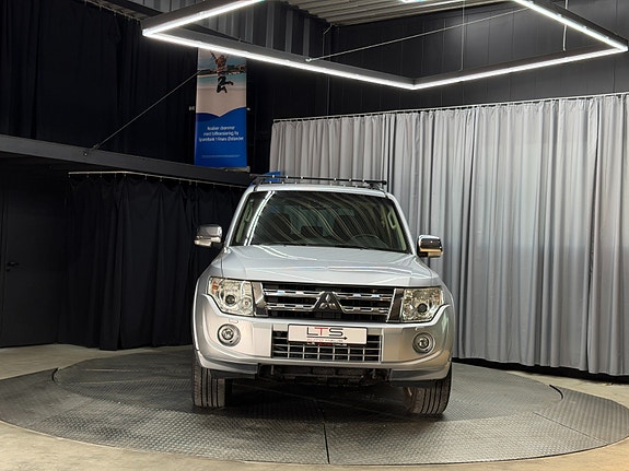 Mitsubishi Pajero 24 of 30