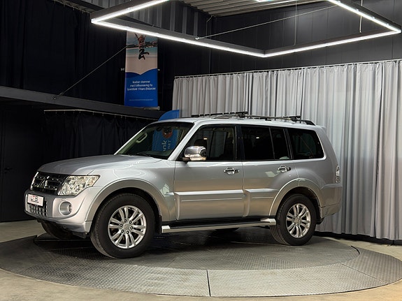 Mitsubishi Pajero 5 of 30