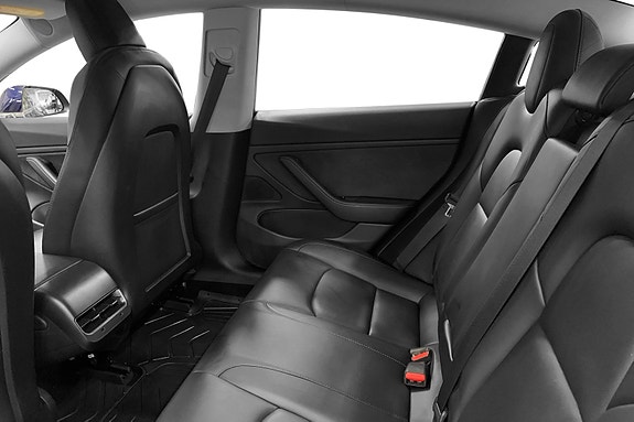 Tesla Model 3 3 of 10