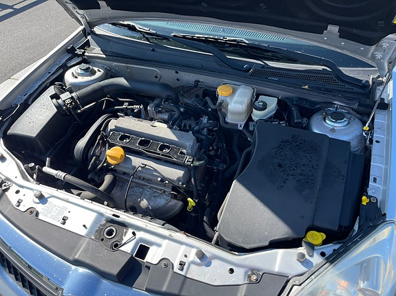 Opel Vectra 10 of 29