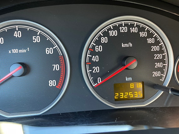 Opel Vectra 28 of 29