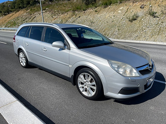 Opel Vectra 2 of 29
