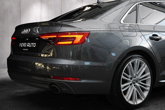 Audi A4 11 of 30