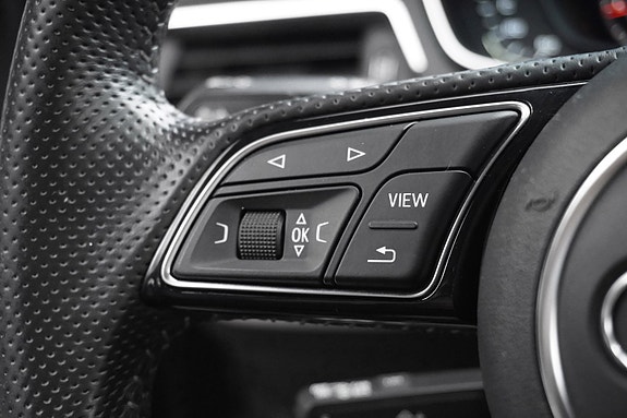 Audi A4 21 of 30