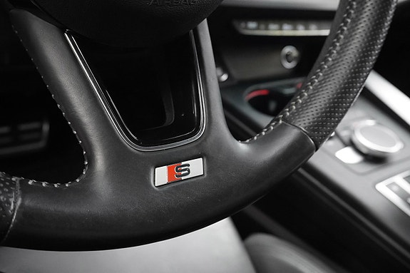 Audi A4 24 of 30