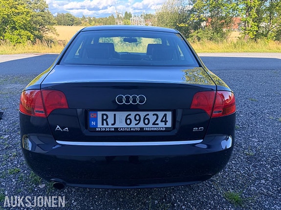 Audi A4 4 of 30