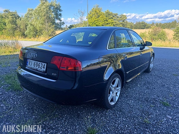 Audi A4 5 of 30