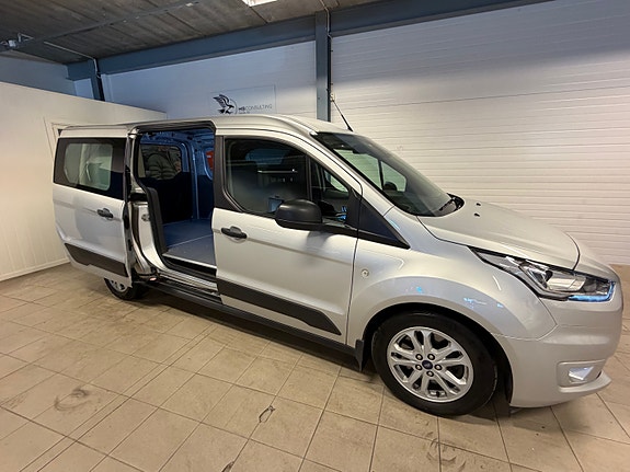 Ford Transit Connect 6 of 26