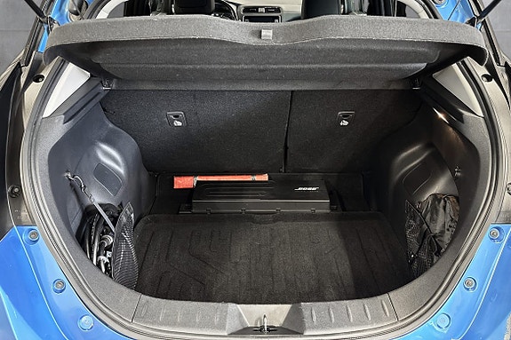 Nissan Leaf 18 of 23
