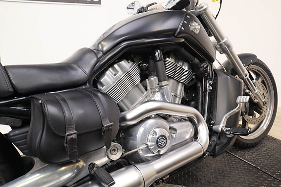 Harley-Davidson V-Rod Muscle 7 of 14