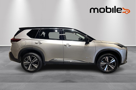 Nissan X-Trail 26 of 30