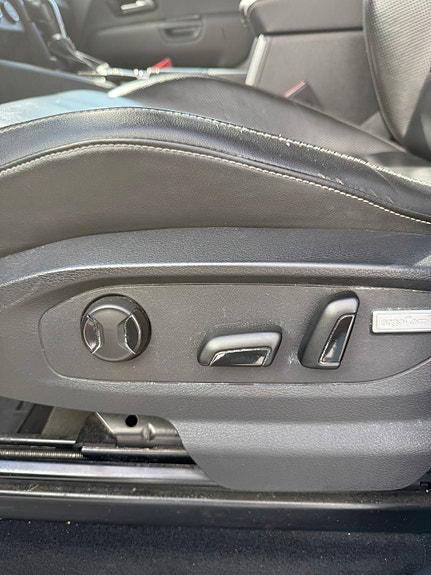 Volkswagen Amarok 4 of 19