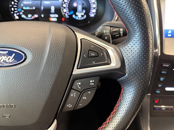 Ford S-MAX 15 of 26