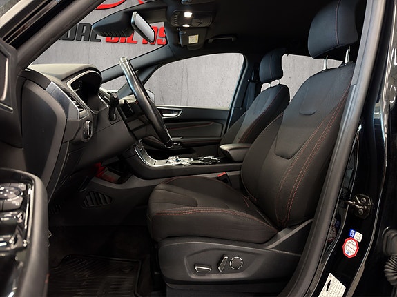 Ford S-MAX 10 of 26