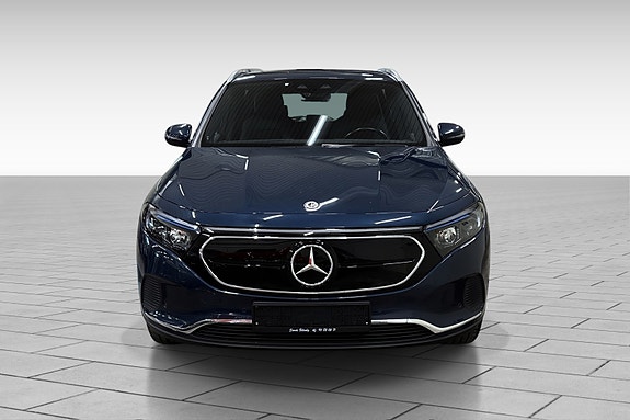 Mercedes-Benz EQA300 3 of 18