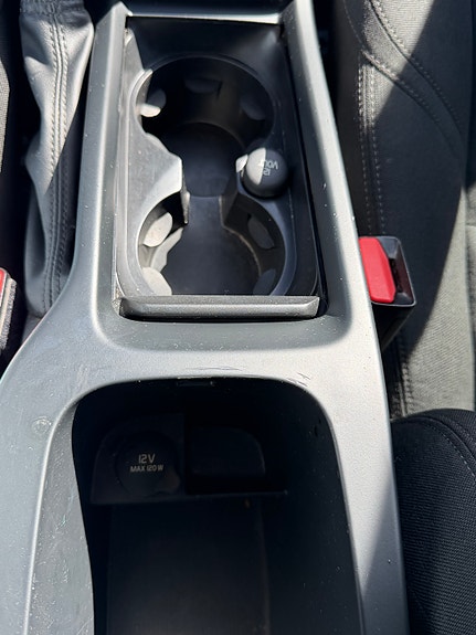 Volvo V40 16 of 17