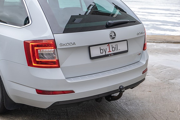 Skoda Octavia 9 of 30