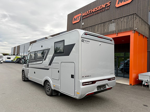 Bilde 3 av Adria Compact Supreme Dl. HPC Hydrauliske støtteben.Solselle.