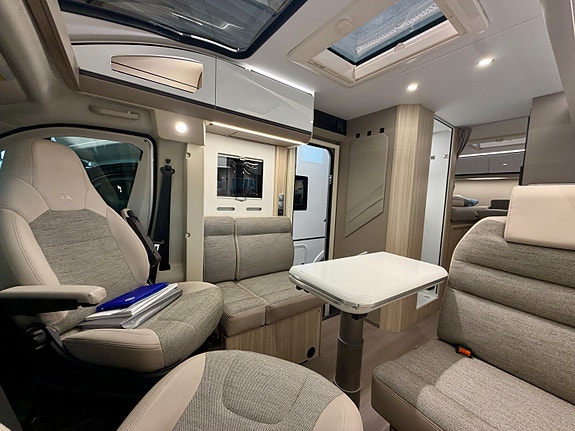 Bilde 12 av Adria Compact Supreme Dl. HPC Hydrauliske støtteben.Solselle.
