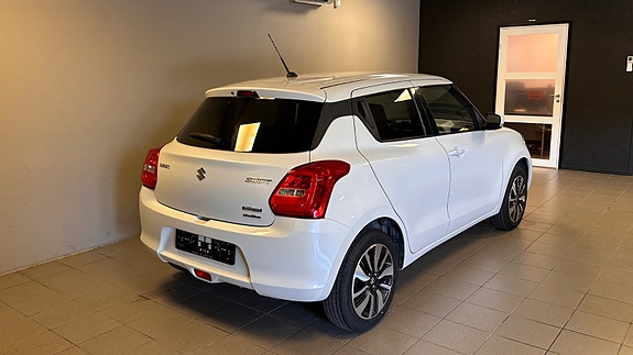 Suzuki Swift 5 of 24