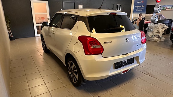 Suzuki Swift 7 of 24