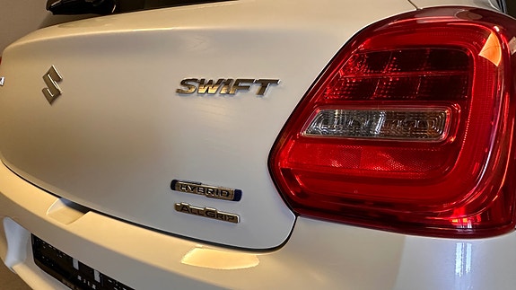 Suzuki Swift 24 of 24