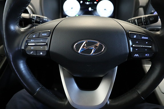 Hyundai Kona 17 of 21