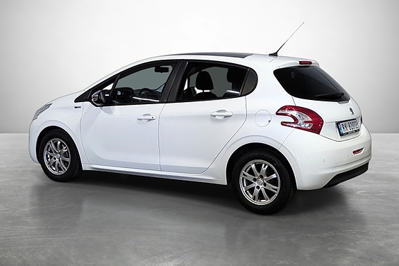 Peugeot 208 8 of 25