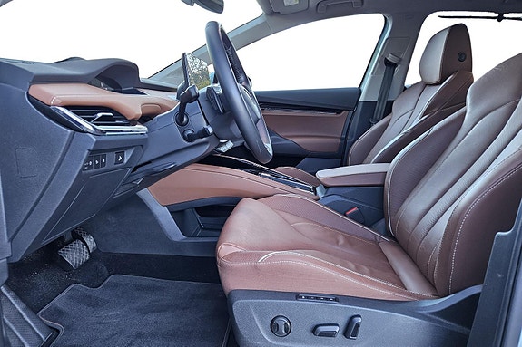 Skoda Enyaq 9 of 30