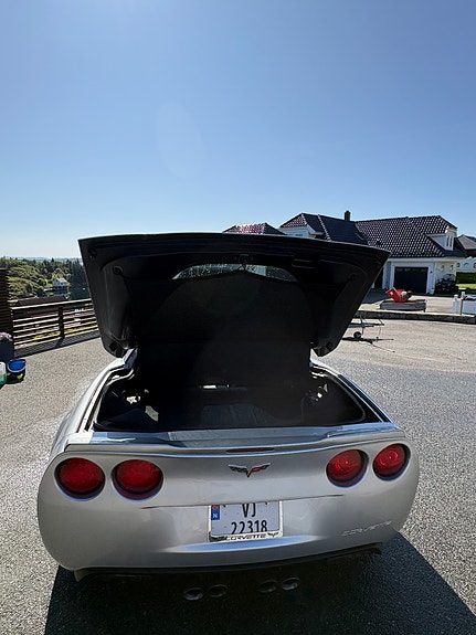 Chevrolet Corvette 14 of 30