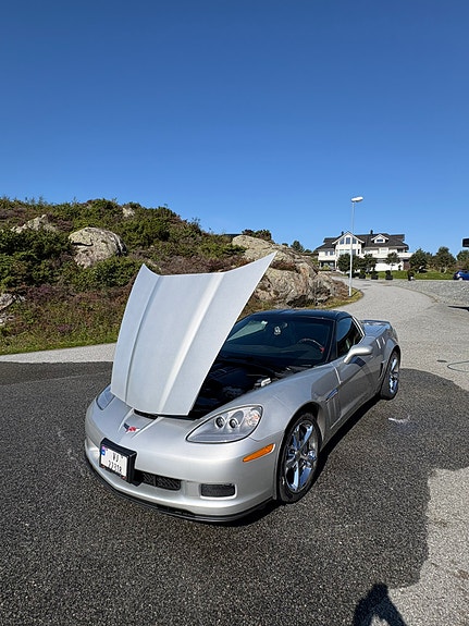 Chevrolet Corvette 15 of 30