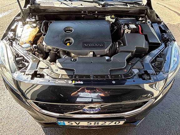 Volvo V40 17 of 17
