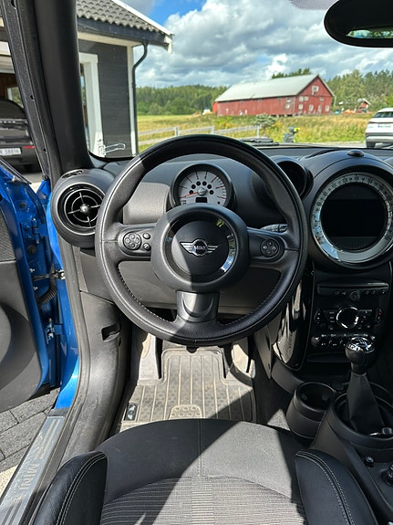 MINI Countryman Cooper D 4 of 10