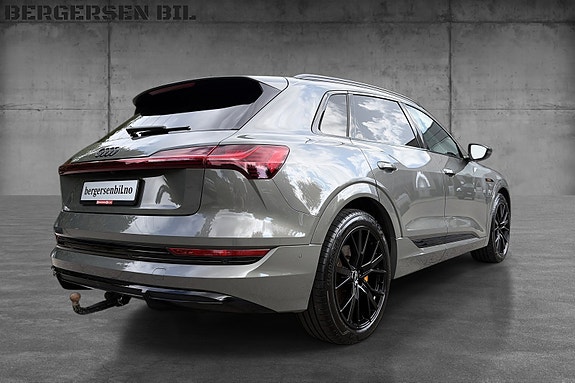 Audi e-tron 5 of 20